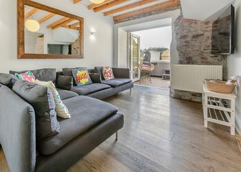 Hayloft Cottage - Kilminorth Cottages, Watergate, Looe