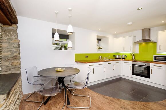 Wharley Cottage - Kilminorth Cottages, Watergate, Looe