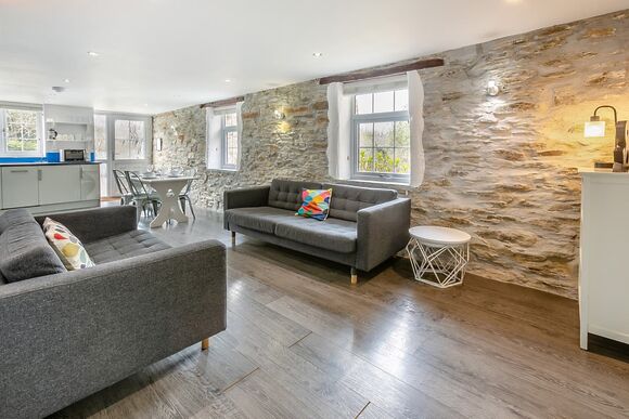 Granary Cottage - Kilminorth Cottages, Watergate, Looe