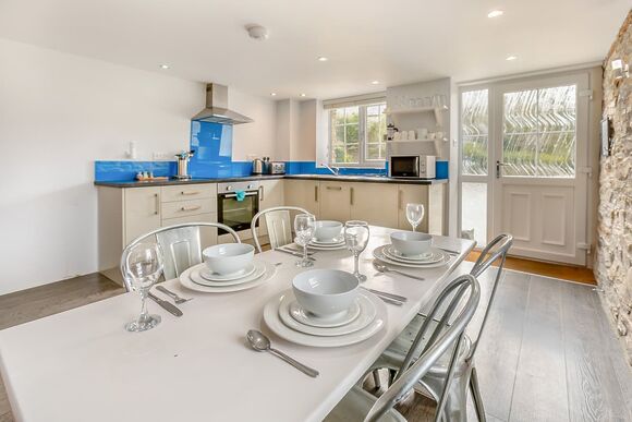 Granary Cottage - Kilminorth Cottages, Watergate, Looe