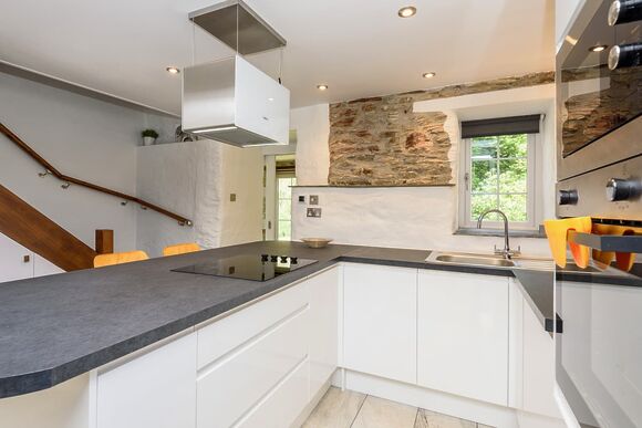 Warren Cottage - Kilminorth Cottages, Watergate, Looe