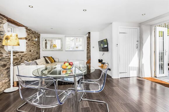 Apple Cottage - Kilminorth Cottages, Watergate, Looe