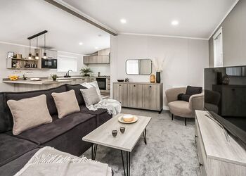 3 Bed Platinum Hot Tub Lodge - Killigarth Manor, Polperro, Looe