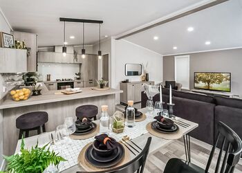 3 Bed Platinum Hot Tub Lodge - Killigarth Manor, Polperro, Looe