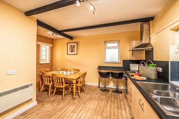 Rose Cottage (Sat) - Killigarth Manor, Polperro, Looe