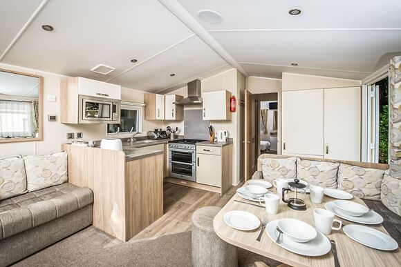 2 Bed Silver Caravan - Killigarth Manor, Polperro, Looe