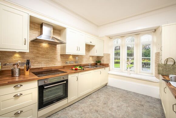 2 Bed Gold Manor Apartment - Killigarth Manor, Polperro, Looe