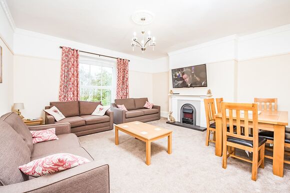 3 Bed Gold Manor Apartment - Killigarth Manor, Polperro, Looe