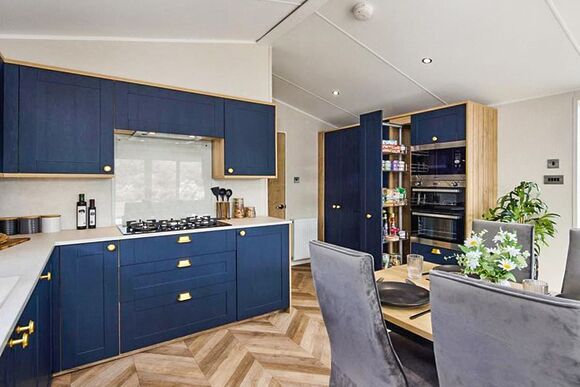 2 Bedroom Platinum Plus Caravan Pet - Killigarth Manor, Polperro, Looe