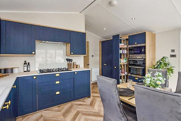 2 Bedroom Platinum Plus Caravan - Killigarth Manor, Polperro, Looe