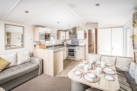 3 Bed Silver Caravan (Pet) - Killigarth Manor, Polperro, Looe