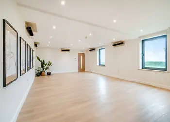 Knights Lodges, Bretby, Derbyshire