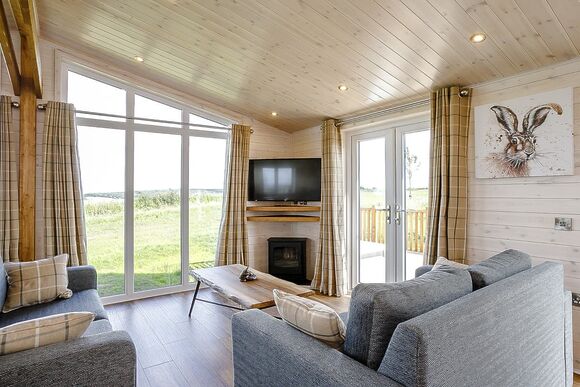 Knights Lodge - Knights Lodges, Bretby, Derbyshire