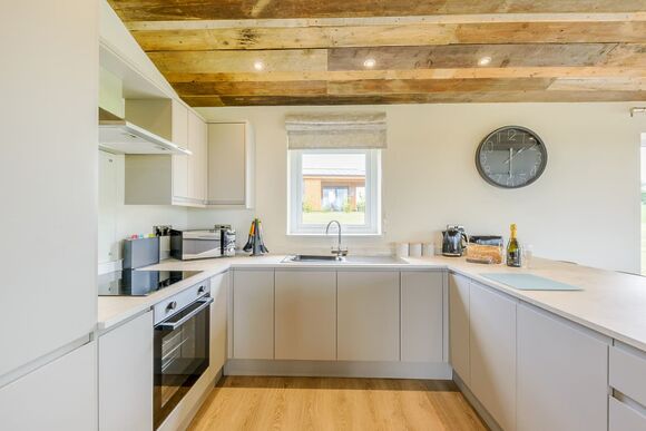 Autograph 2 Bed - Knights Lodges, Bretby, Derbyshire