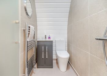 Lakeside Micro Lodge - Killerby Old Hall, Scarborough