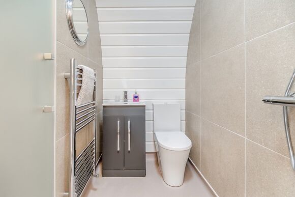 Lakeside Micro Lodge - Killerby Old Hall, Scarborough