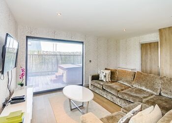 Pocklington Deluxe Lodge