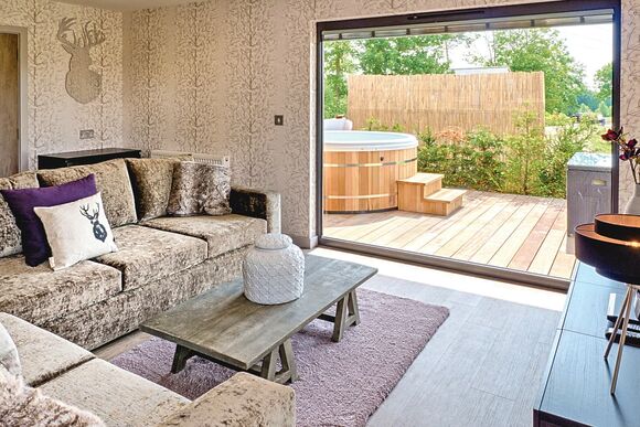 Pocklington Deluxe Lodge