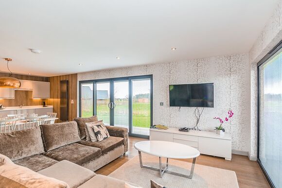 Pocklington Deluxe Lodge