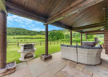 Two Hoots - Kitty&rsquo;s View Country Lodges, Broxton, Nr Chester