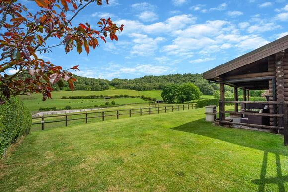 Pheasants Run - Kitty&rsquo;s View Country Lodges, Broxton, Nr Chester