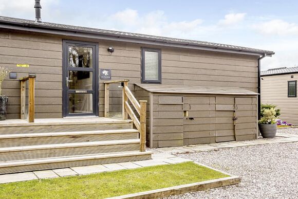 Aspen Views - Ladera Retreat Lodges, Eaton, Congleton