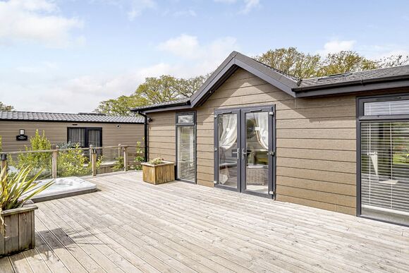 Aspen Views - Ladera Retreat Lodges, Eaton, Congleton