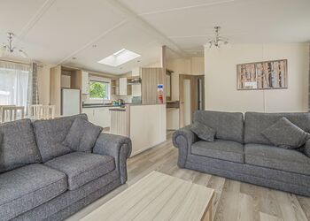 Meadow Lodge 2 (Pet) - Lady&rsquo;s Mile Holiday Park, Dawlish