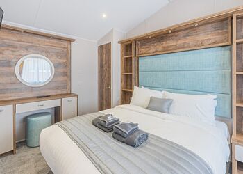 Ivy Platinum - Lady&rsquo;s Mile Holiday Park, Dawlish