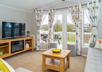 Firs Premier - Lady&rsquo;s Mile Holiday Park, Dawlish