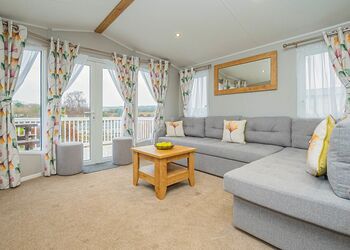 Firs Premier - Lady’s Mile Holiday Park, Dawlish