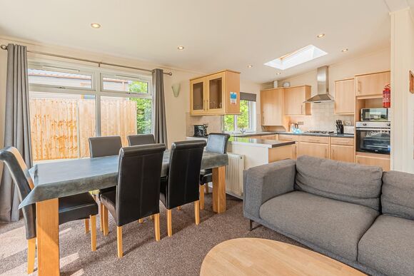 Meadow 3 (Pet) - Lady&rsquo;s Mile Holiday Park, Dawlish