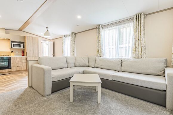 Juniper 3 (Pet) - Lady&rsquo;s Mile Holiday Park, Dawlish