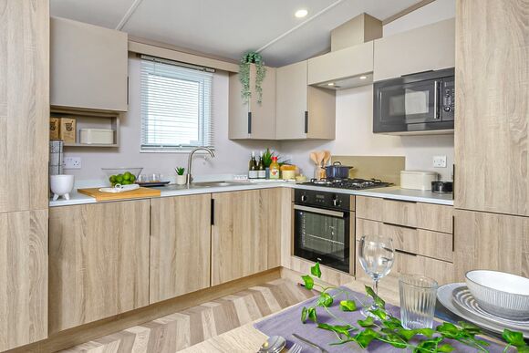 Juniper 3 (Pet) - Lady&rsquo;s Mile Holiday Park, Dawlish