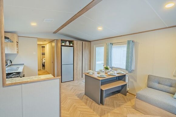 Sycamore Select (Pet) - Lady&rsquo;s Mile Holiday Park, Dawlish