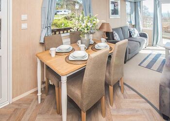 Pebbles Lodge - Ladram Bay Holiday Park, Budleigh Salterton