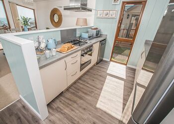 Jurassic Lodge - Ladram Bay Holiday Park, Budleigh Salterton