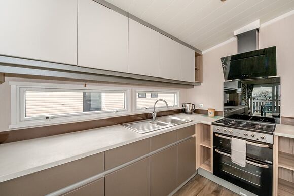 Otterton Premier Plus 3 - Ladram Bay Holiday Park, Budleigh Salterton