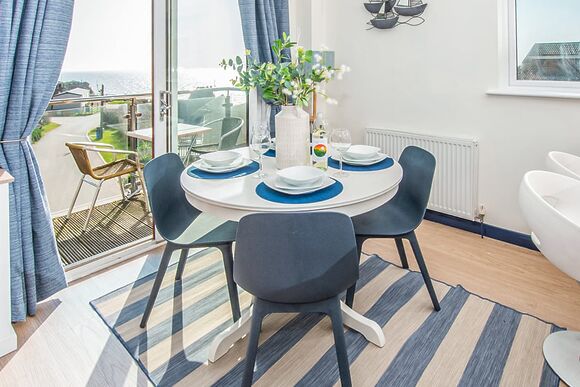Ladram Seaview Apartment - Ladram Bay Holiday Park, Budleigh Salterton