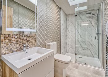 Luxury 2 bed Hot Tub Lodge (Pet) - Loch Awe Holiday Park, Bridge of Awe, Taynuilt, Argyll