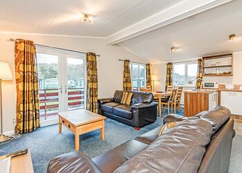 Classic 3 bed Hot Tub Lodge (Pet) - Loch Awe Holiday Park, Bridge of Awe, Taynuilt, Argyll