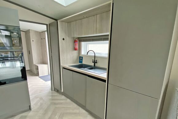 Luxury Lodge 2 (Pet) - Loch Awe Holiday Park, Bridge of Awe, Taynuilt, Argyll