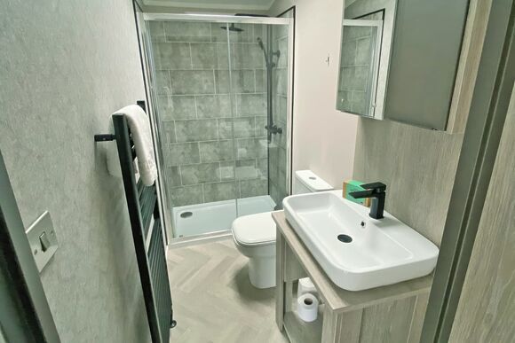 Luxury Lodge 2 (Pet) - Loch Awe Holiday Park, Bridge of Awe, Taynuilt, Argyll