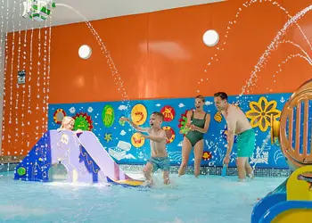 Chichester Lakeside Holiday Park, Chichester