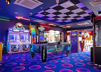 Chichester Lakeside Holiday Park, Chichester