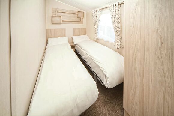 Gold  3 Caravan - Chichester Lakeside Holiday Park, Chichester