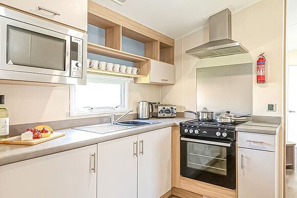 Gold  4 Caravan - Chichester Lakeside Holiday Park, Chichester