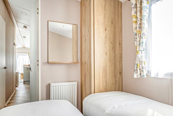 Gold  3 Caravan with Decking (Pet) - Chichester Lakeside Holiday Park, Chichester