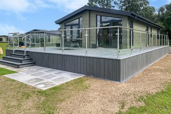 Rabbit Lodge - Lakeside Luxury Lodges, Thorney, Nr Lincoln