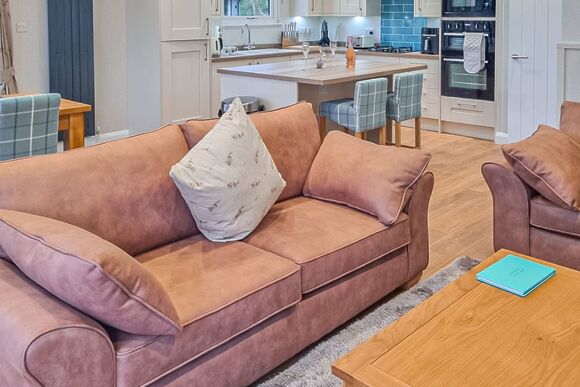 Lakeside Luxury Lodges